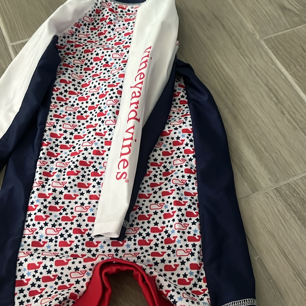 Vineyard vines by target Baby rash guard swimsuit 18 m